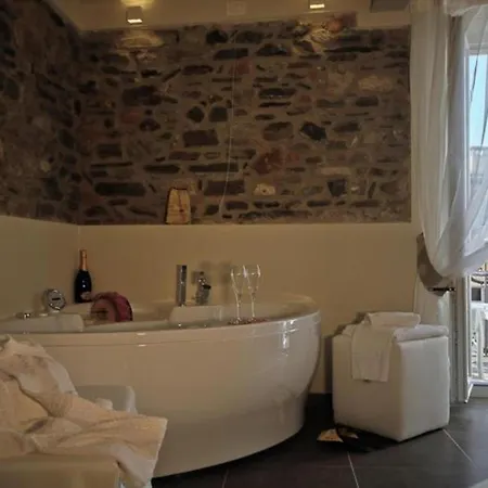 Bed & Breakfast Di Orta 3*