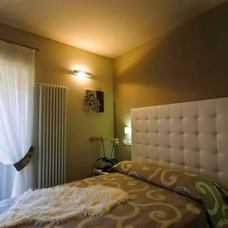 Di Orta Couette-café 4*